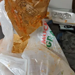 Sloppy service 4 boxes stacked on top of each other ( good with sauces)