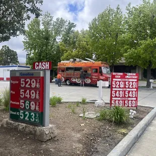 Come visit us and experience delicious flavors on the go!