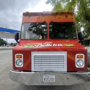 Savor Michoacán's spirit at our butterfly-themed food truck, where every bite echoes home's flavors.