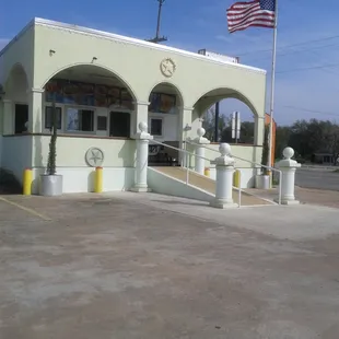 a taqueria in a parking lot