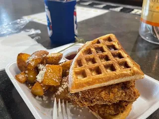 Birrieria Y Taqueria Los Patrones