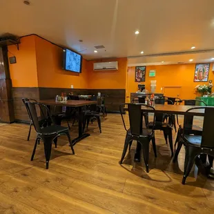 More seating and TV's