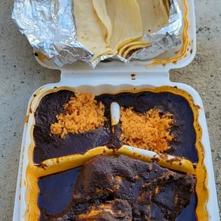 Mole plate with handmade tortillas