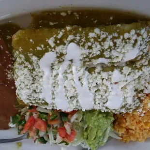 Green chicken enchiladas