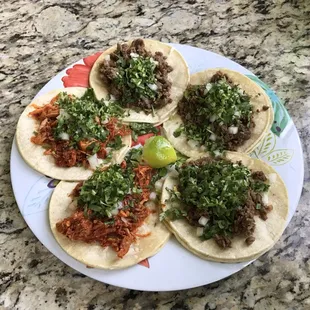 Chicken and carne asada tacos were excellent!