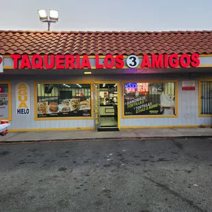 Good Food  I give this Spot A 5 Star ....