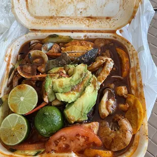 OMG ... this Mariscada is the BEST !!!!