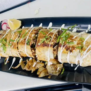 Burrito con torte estilo sushi