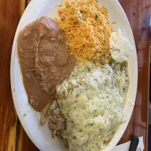 Chicken enchiladas verdes