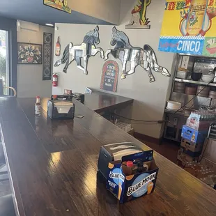 Clean bar area - Taqueria Los Compadres, Rancho Cordova, CA - October 28, 2024.