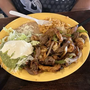 Mixed fajitas plate