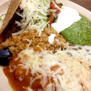 Enchilada:Crispy Taco Plate.