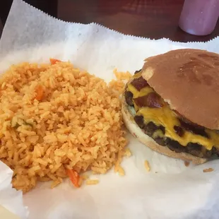 Hhhuuggee Mexican hamburger! Avocado is a great addition to this burger! Rice is kinda bland. But it's rice