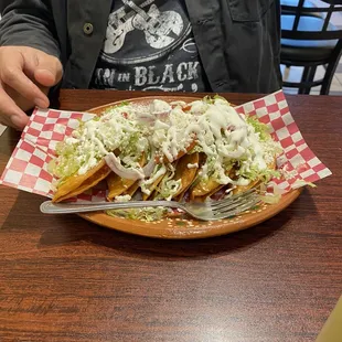 Tacos Dorados.