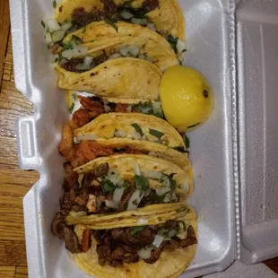 Best tacos in town!  Great service, great people.