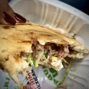 Gordita de chicharron