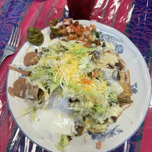 These nachos with a bomb it had a lot of big portions