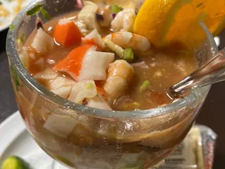 Tacos Y Mariscos la Fuente