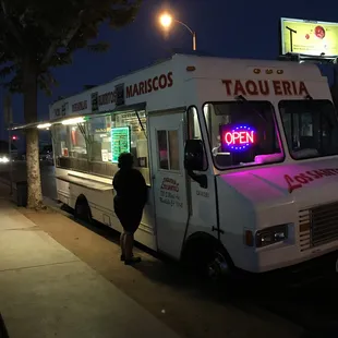 Leffingwell and Valley View. La Mirada