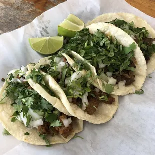 Tacos asada/pastor.