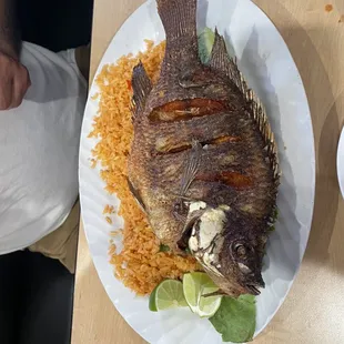 mojarra frita