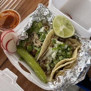 Carnitas tacos with salsa !