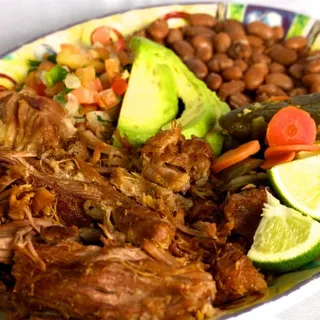 #14 PLATO DE CARNITAS
