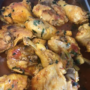 Pollo guisado Dominican style