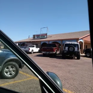 Great place, had Charrizo eggs and cheese tacos, great blend of egg and Charrizo ,topped with cheese. Prices are great.