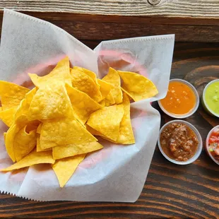 Tortilla Chips, Salsa