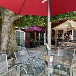 The outdoor patio is so fun &amp; sweet!