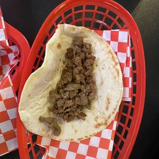 Bistec taco w/ flour tortilla