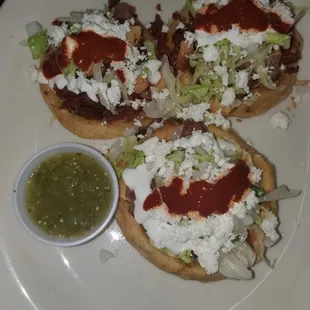 Sopes.