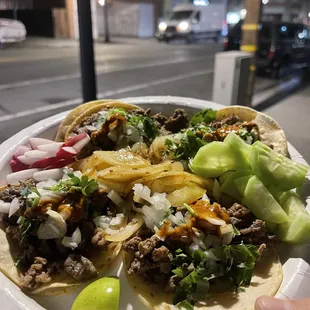 4 carne asada street side tacos