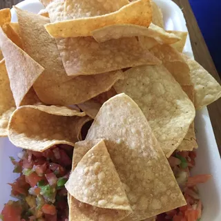 Chips & Salsa
