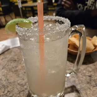 A gigantic Paloma