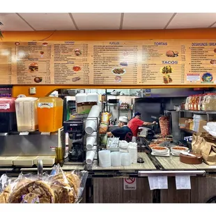 Primo Chuki&apos;s  by Night . Ravenswood/Uptown .(Ashland/Lawrence Ave) Tacos Burritos Tortas Quesadillas Enchiladas etc. Fast Service. Cool!