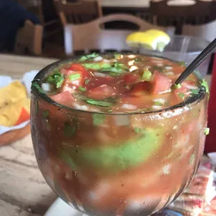 Shrimp cocktail cóctel de camarón