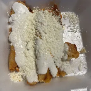 Pork tamales with cheese &amp; sour cream