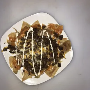 Delicious asada nachos