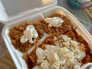 El Buen Pastor Tacos Y Mariscos