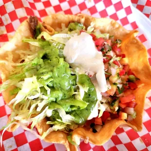 Taco salad (shredded beef)