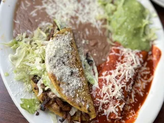 3 Hermanos Taqueria