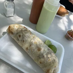 Carne burro con queso y frijoles