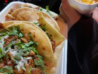 Luna’s Tacos