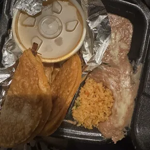 birria tacos