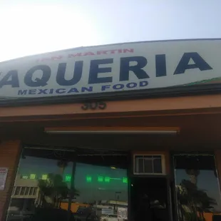 Muy rico sazon el menudo es delicioso y los dueños muy amables