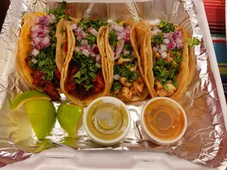 Nacho’s Tacos