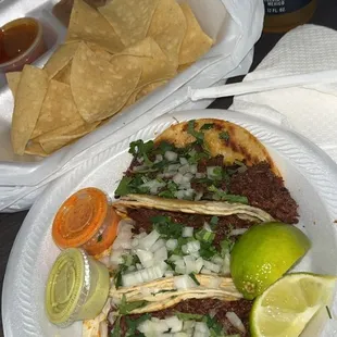 Barbacoa Tacos w/ chips