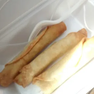 Really good and tender chicken flautas (ask for the sour cream and lettuce on the side to keep from getting soggy)